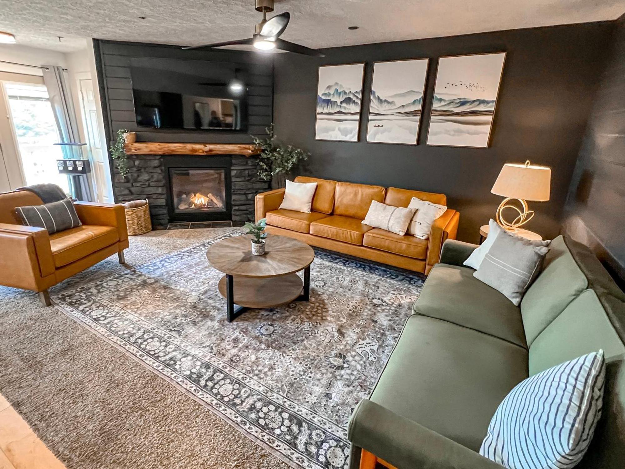 Remodeled Summit Condo At Snowshoe - Modern & Cozy Exteriör bild
