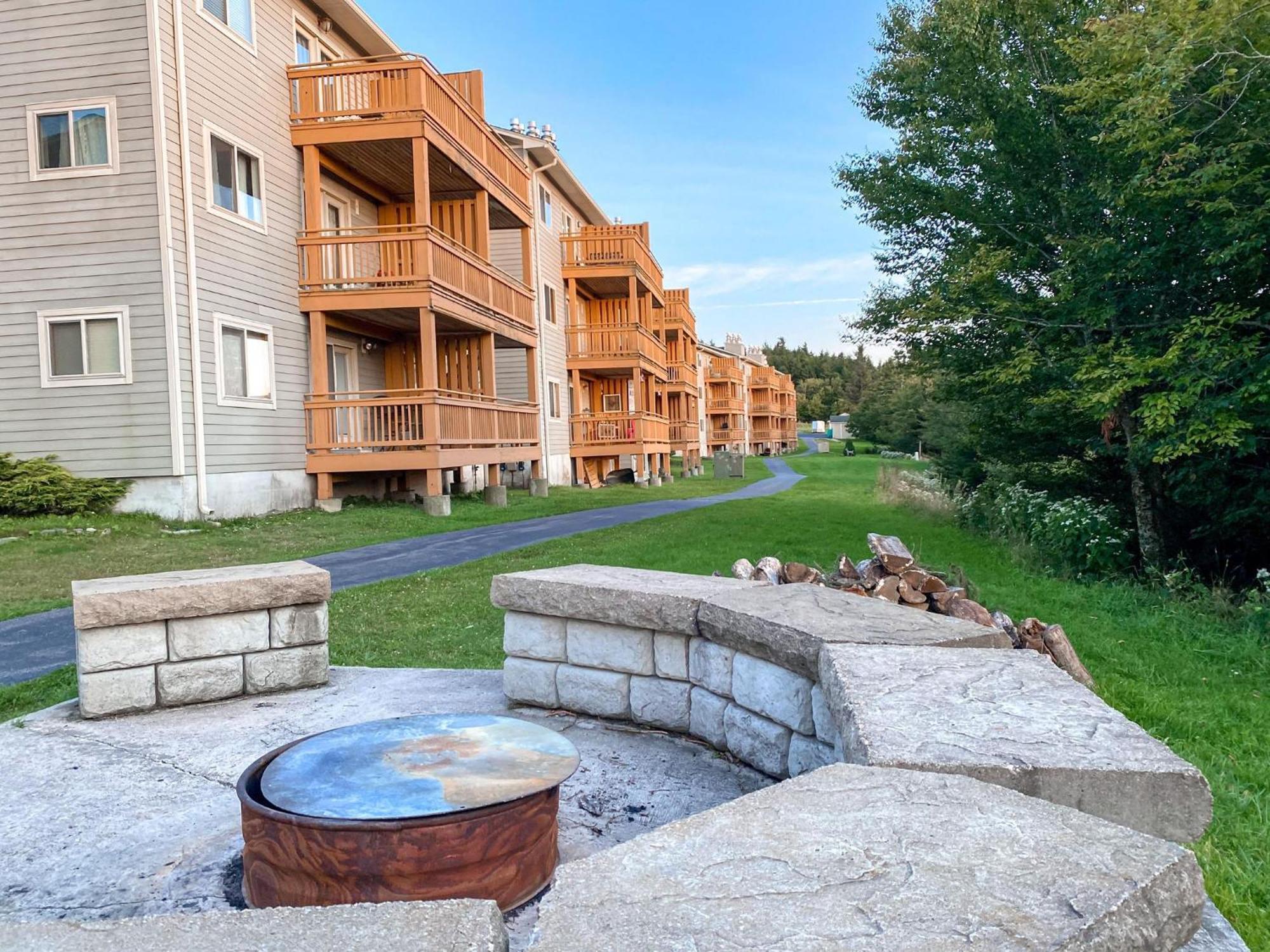 Remodeled Summit Condo At Snowshoe - Modern & Cozy Exteriör bild